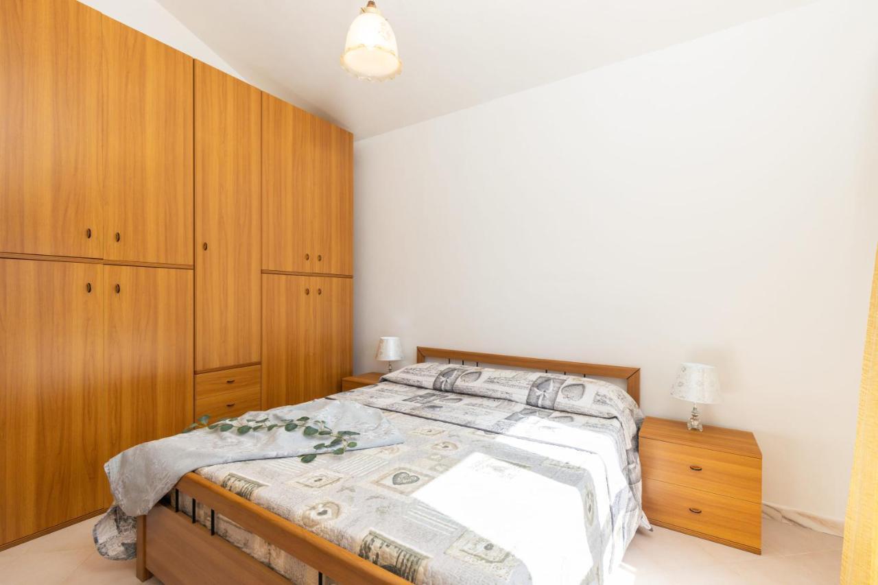 アルバタクスCasa A Due Passi Dal Mareアパートメント エクステリア 写真