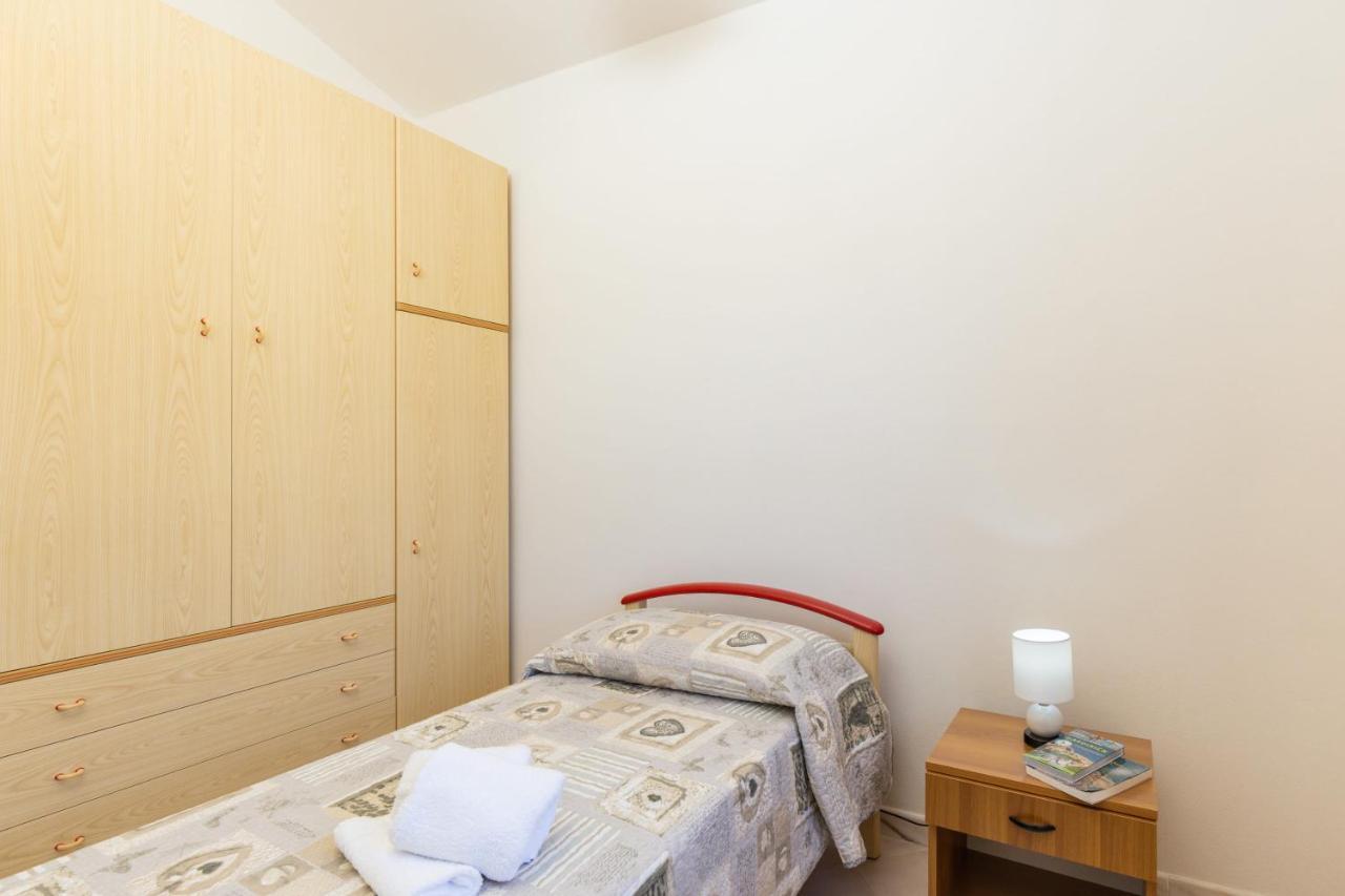 アルバタクスCasa A Due Passi Dal Mareアパートメント エクステリア 写真